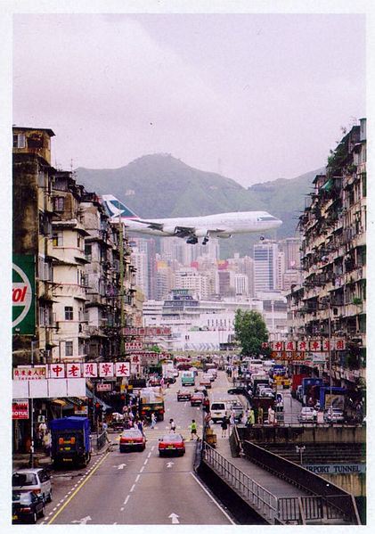 Hong Kong, Kai Tak, dangerous